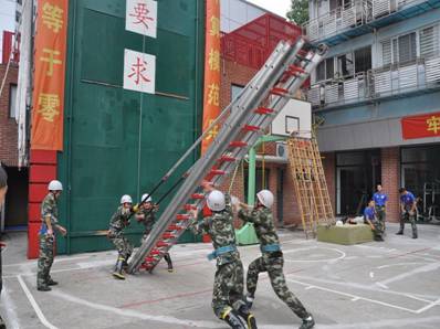 上海消防開展全員崗位練兵會操考核