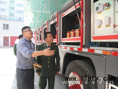 青海首輛多功能消防宣傳車