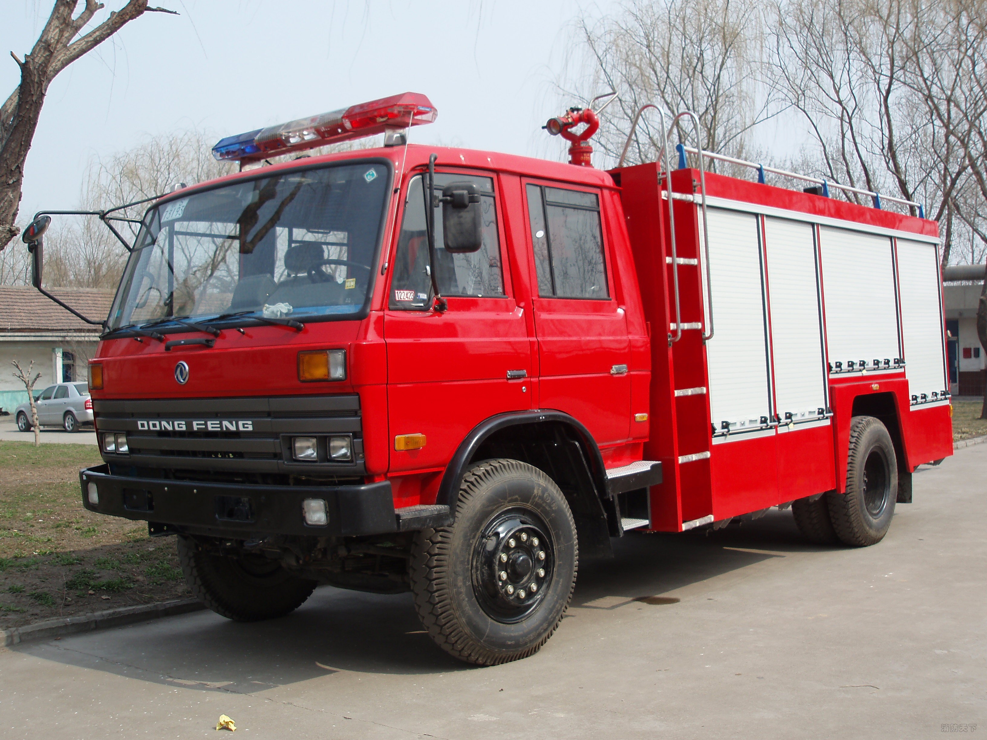 東風(fēng)消防車 6噸消防車