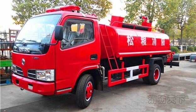 消防車，鄉(xiāng)鎮(zhèn)消防車 消防灑水車 灑水消防車